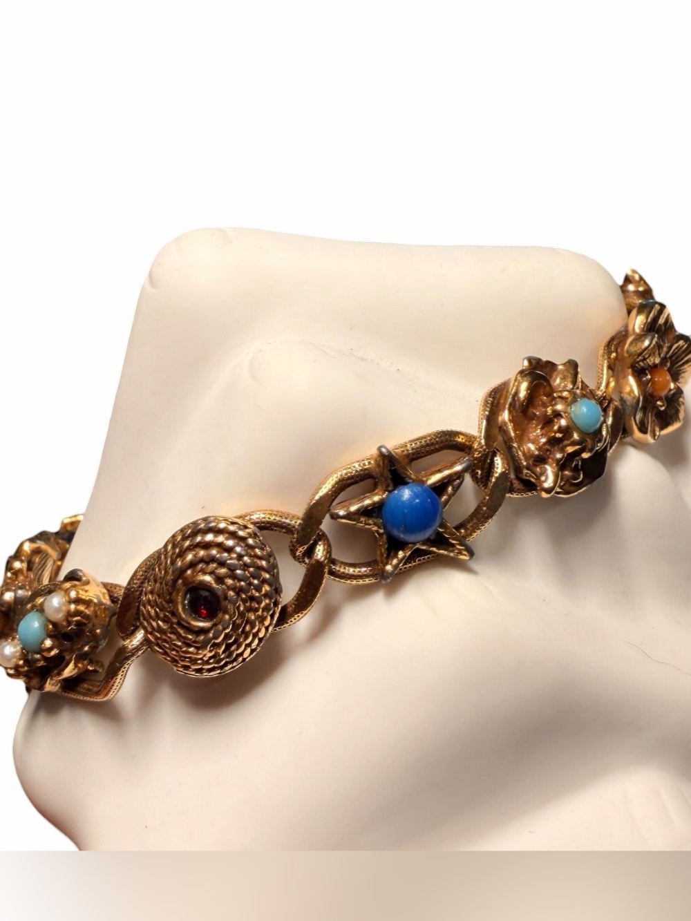 Vintage 1960s Goldette NY Victorian Antique Goldtone Revival Charm Bracelet